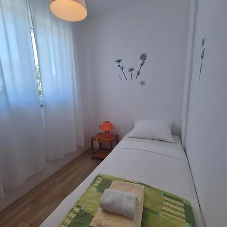 Adria Apartment *
