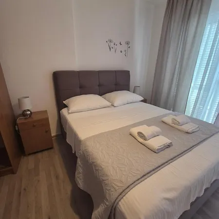Apartment Adria *